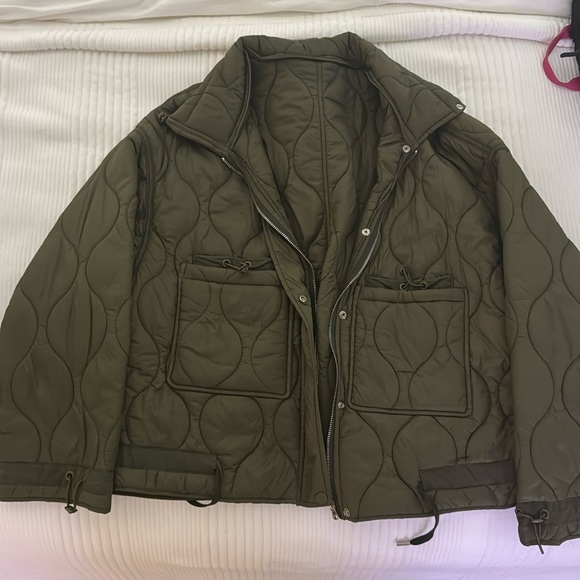 Green cropped utility puffer jacket - Picture 1 of 7
